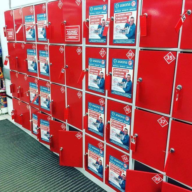 Hóa ra tủ đựng đồ ở siêu thị không phải dùng để đề phòng trộm cắp, tác dụng của chúng lại là một