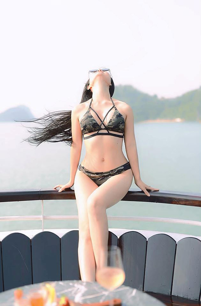 Ảnh bikini bốc lửa của "Lan Cave" Thanh Hương trên du thuyền siêu sang - 2