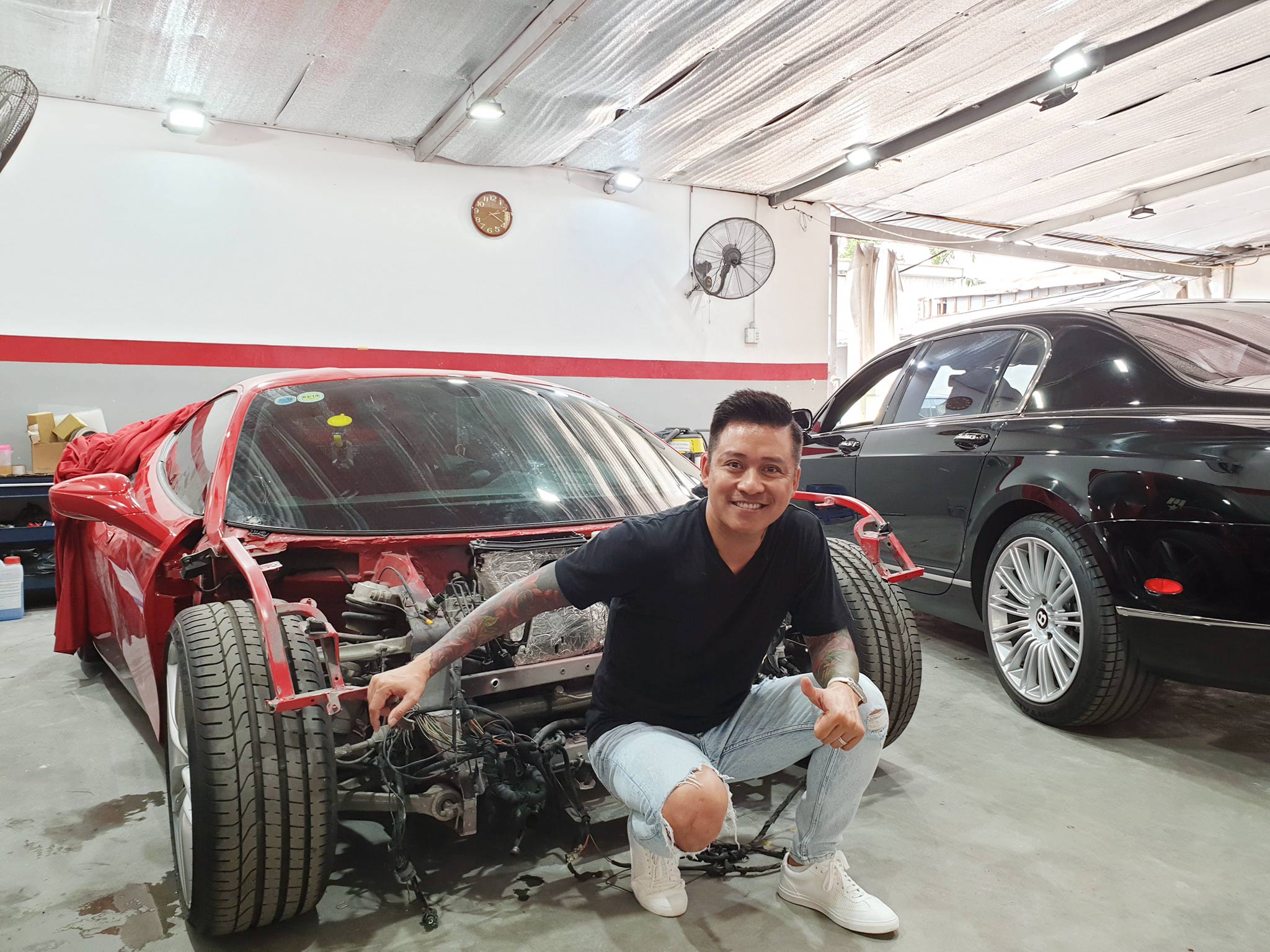 Tuấn Hưng tiết lộ tình trạng siêu xe 16 tỷ vỡ nát đầu sau nửa năm