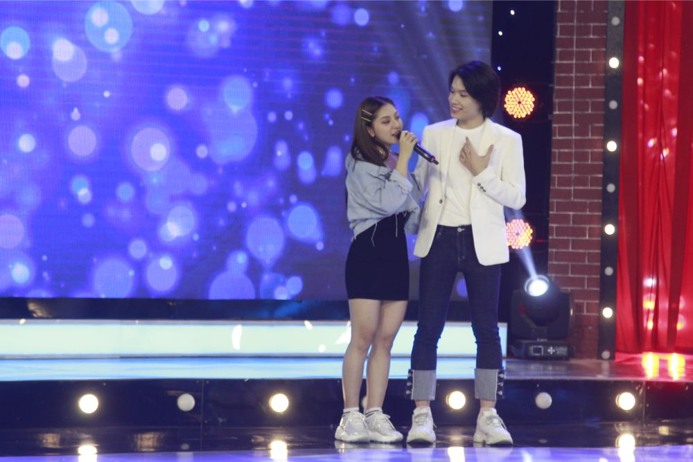 Nhật Lê phản ứng