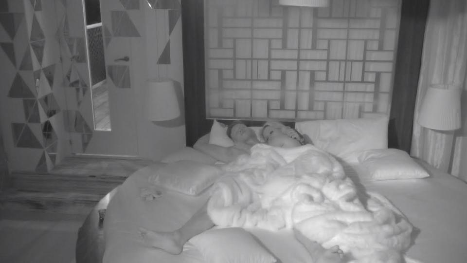 Scandal hoa hậu Nhật, Anh: