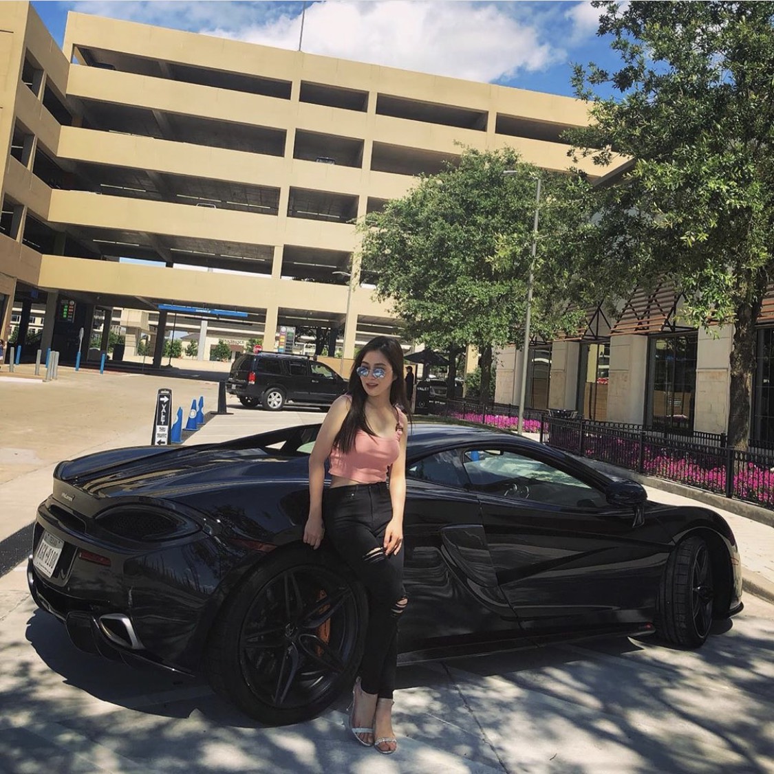 Hương Tràm sau thời gian bán nhà, bán xe để sang Mỹ du học hiện ra sao? - 6