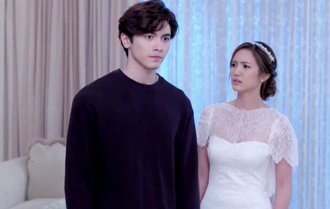 Chỉ 1 câu chúc của tình cũ trong phong bì mừng cưới, chú rể bị vợ bỏ ngay đêm tân hôn - 1