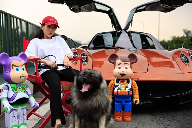 Con gái đại gia Minh