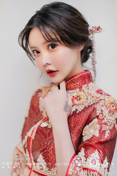 Dàn hot girl đình đám lộ mặt thật trong đám cưới khiến dân tình hốt hoảng - 2