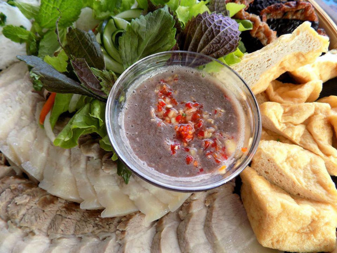 Luộc thịt lợn thơm lừng, trắng giòn, chín ngọt chỉ cần nhờ 1 thìa nhỏ thứ ai cũng có này - 5