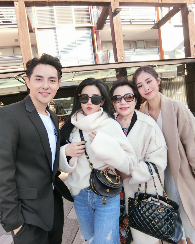 Đông Nhi được mẹ chồng thiếu gia ngành nhựa đối xử thế nào sau đám cưới 10 tỷ? - 1