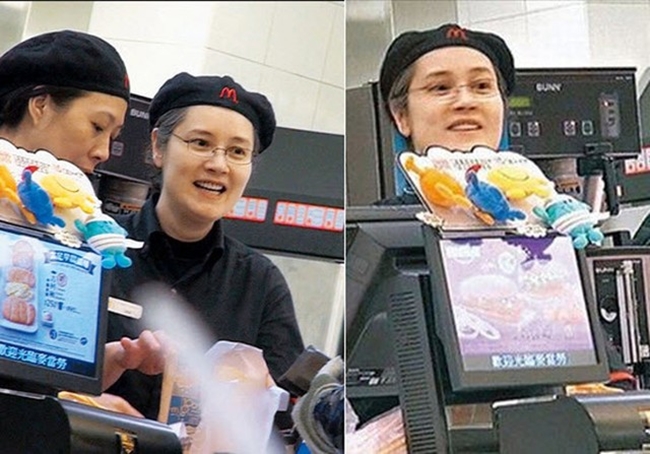 Hình ảnh nữ diễn viên nổi tiếng làm nhân viên thu ngân ở cửa hàng ăn nhanh gây chú ý mạng xã hội. Thu nhập của cô lúc đó chỉ được tính theo giờ vào khoảng 125 HKD (hơn 200 nghìn đồng - thời điểm đó). Công việc rất vất vả, thu nhập ít ỏi nhưng Trịnh Diễm Lệ tỏ ra thoải mái và ổn với cuộc sống đó.