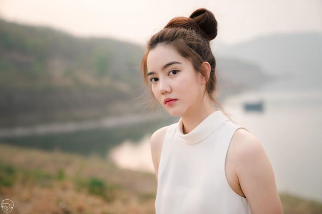 Gương mặt thiên thần của cô nàng được fan hết lời khen ngợi.