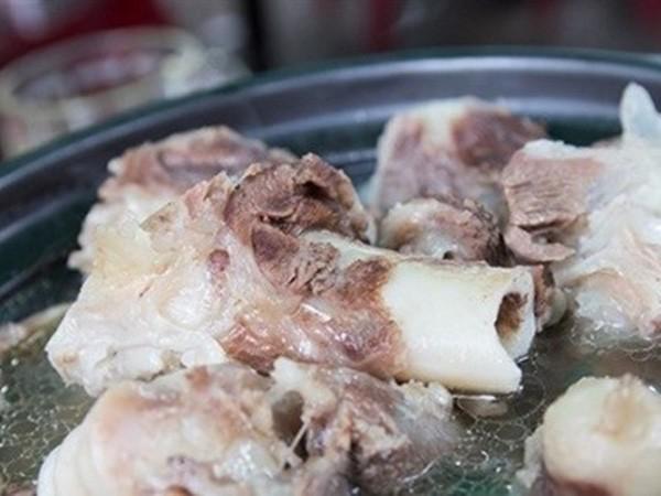 Thêm thìa gia vị này rang chín, nước xương hầm trong, ngọt sâu, hết sạch cả mùi hôi - 3