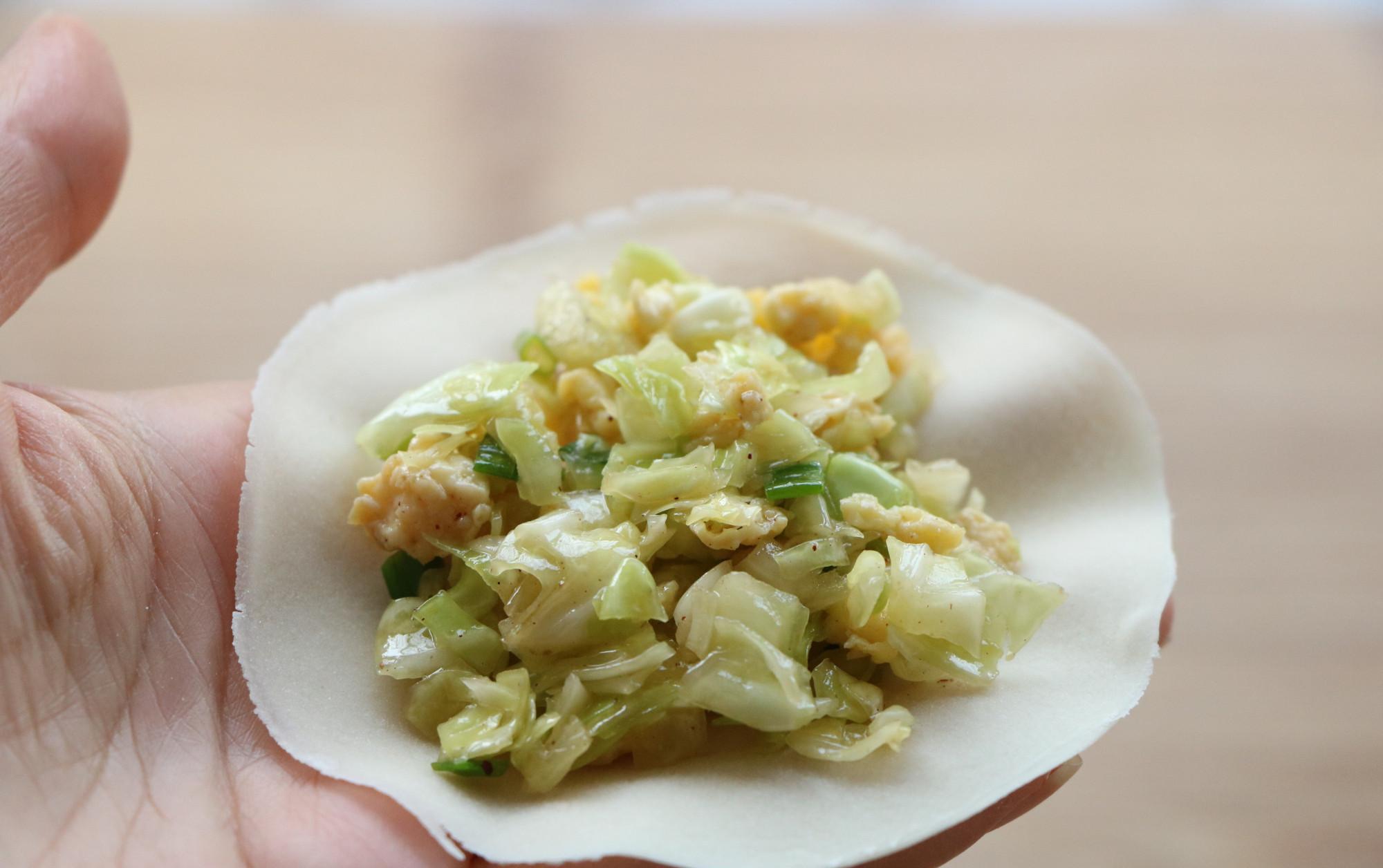 Bí quyết làm há cảo siêu dễ, làm 1 lần để dành ăn cả tuần, chiên hay hấp đều ngon hết sảy - 8