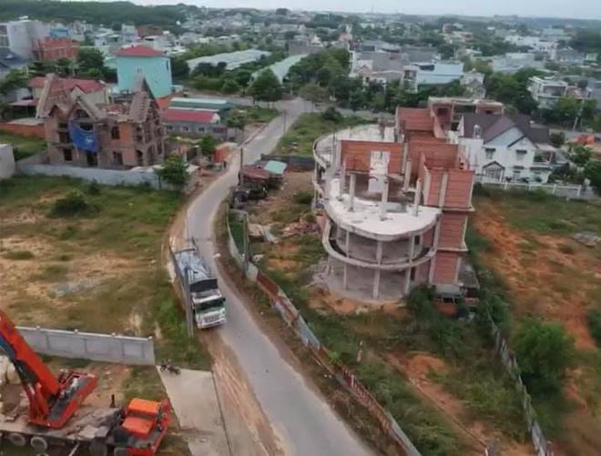 Hoa hậu quê Vũng Tàu khoe 'lâu đài' 200 tỷ bạn trai đại gia xây tặng - 5