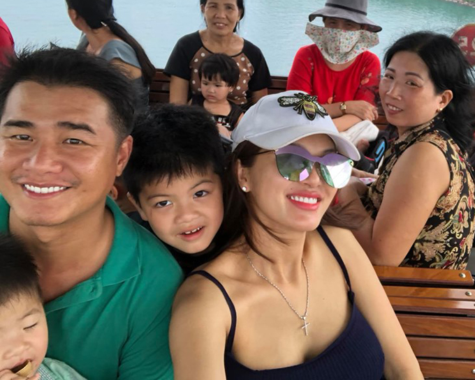 Hoa hậu quê Vũng Tàu khoe 'lâu đài' 200 tỷ bạn trai đại gia xây tặng - 13