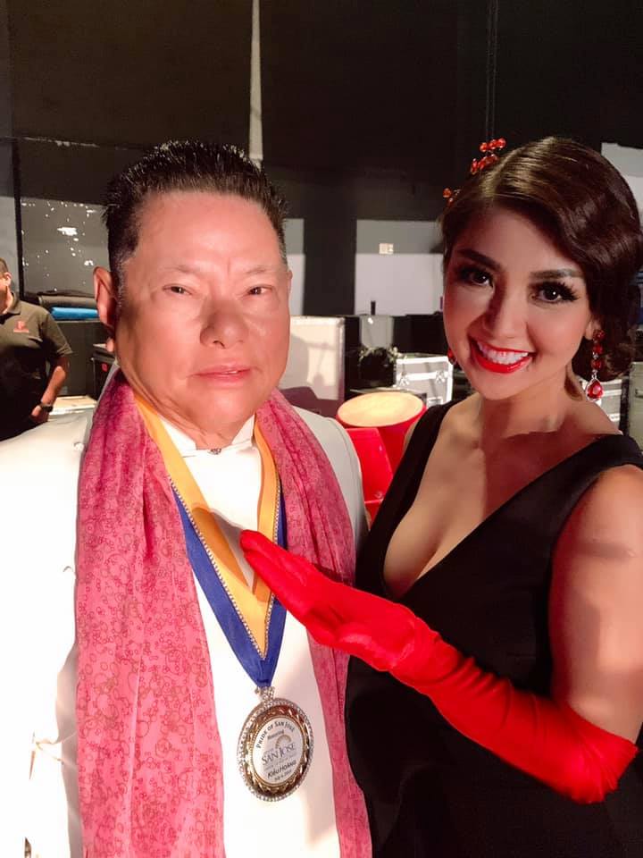 Biệt thự xa hoa 33 triệu đô của tỷ phú 75 tuổi là tình cũ của