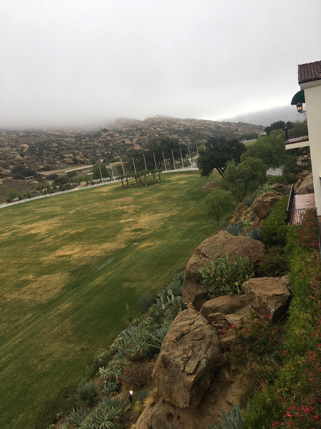 Biệt thự xa hoa 33 triệu đô của tỷ phú 75 tuổi là tình cũ của