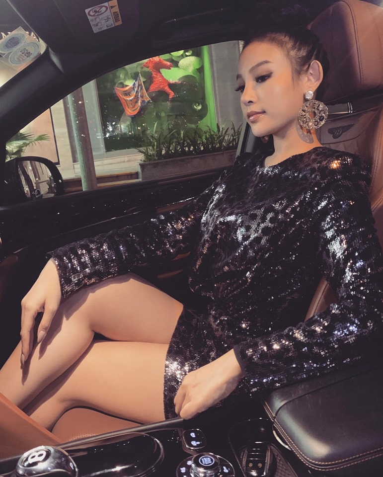 3 hot girl đời đầu lấy chồng đại gia Hà thành - Sài thành giờ ra sao? - 2