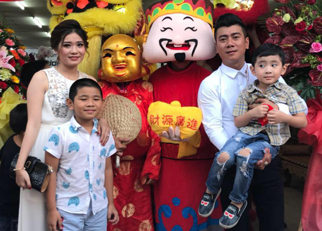 Ca sĩ có cát-xê 100 triệu đồng bỗng