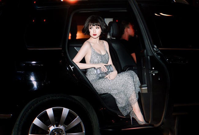 Hình ảnh Tâm Tít tham gia một sự kiện hồi cuối năm 2018 với phong cách sexy.