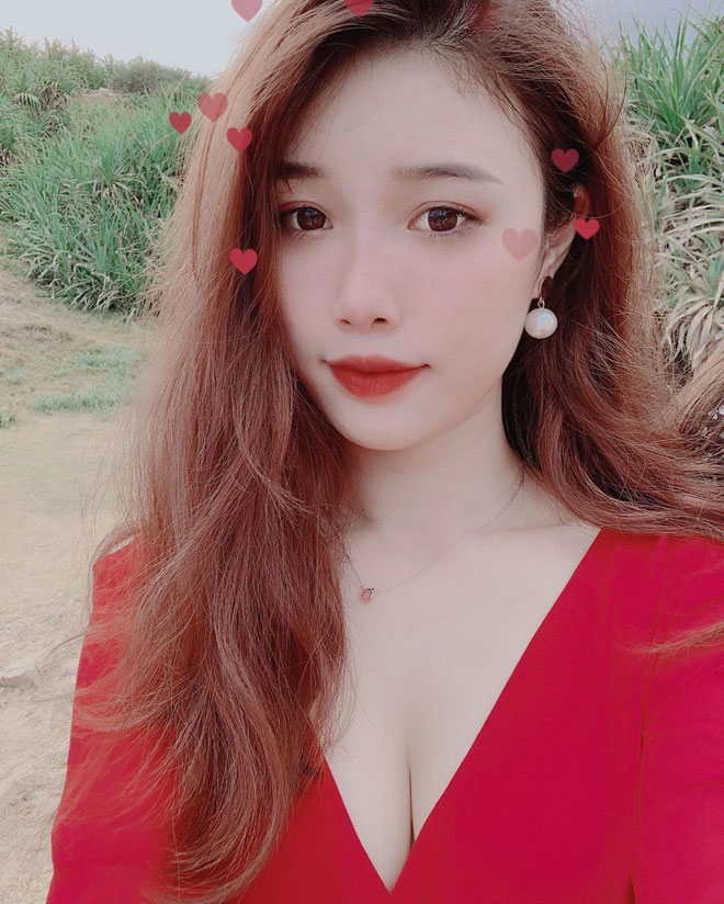 Tung ảnh bikini siêu hot, bạn gái Văn Toàn khiến dân tình “đứng ngồi không yên” - 12