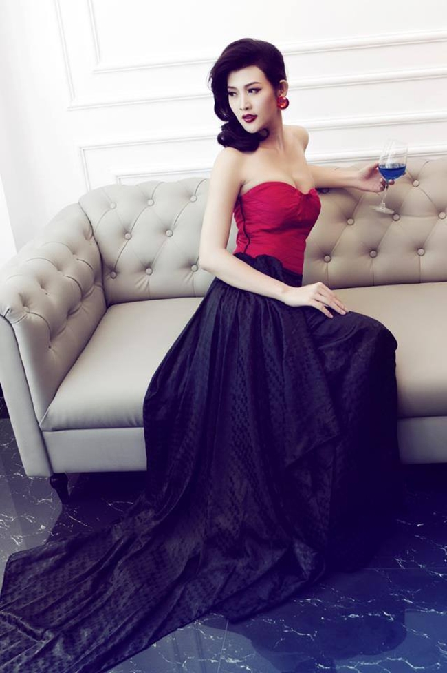 Nói về nghi vấn yêu cầu thủ vì sự giàu có, Trúc Nguyễn chia sẻ