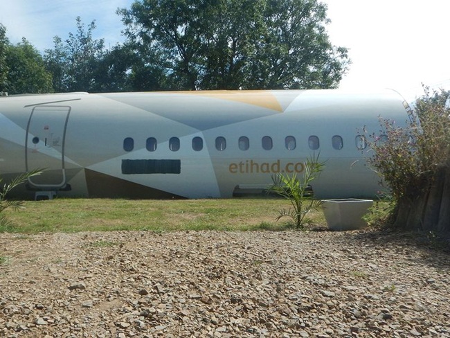 Tuy nhiên sau khi xuống cấp, nó đã bị