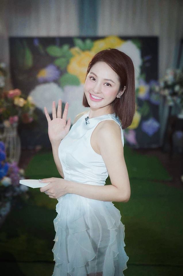 Sau 6 tháng vướng ồn ào lộ clip nóng, hot girl Trâm Anh