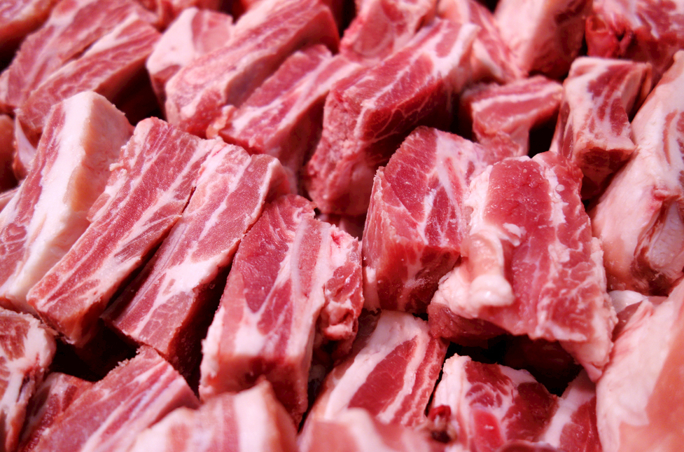 Muốn mua sườn heo