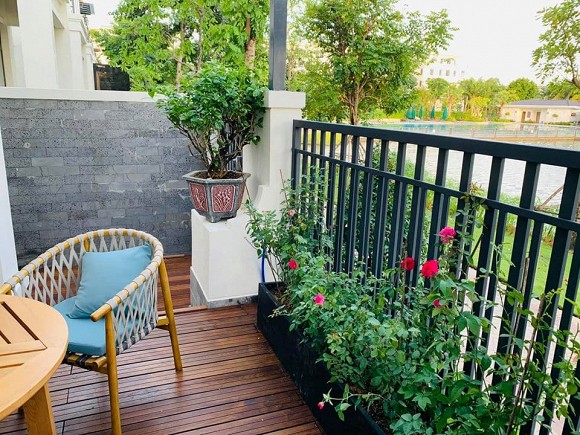 Hé lộ không gian biệt thự trắng ở Sài thành của mỹ nhân