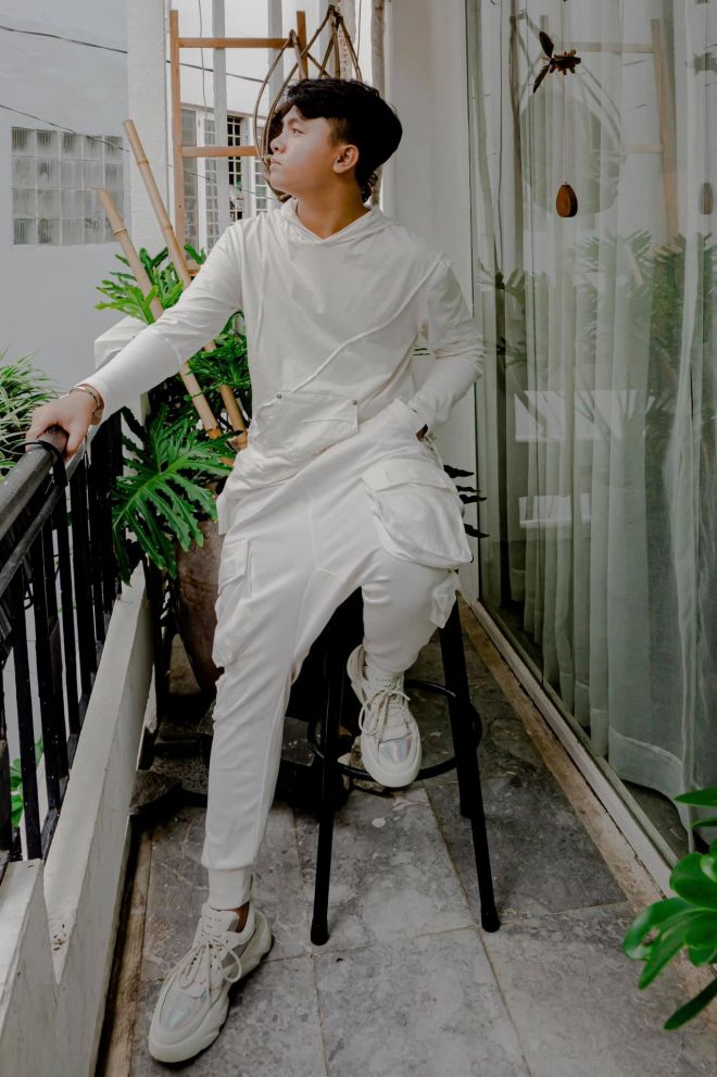 Cậu bé được Hoài Linh nhận nuôi từ khi 4 tuổi, đánh bại cả Phương Mỹ Chi giờ ra sao? - 8