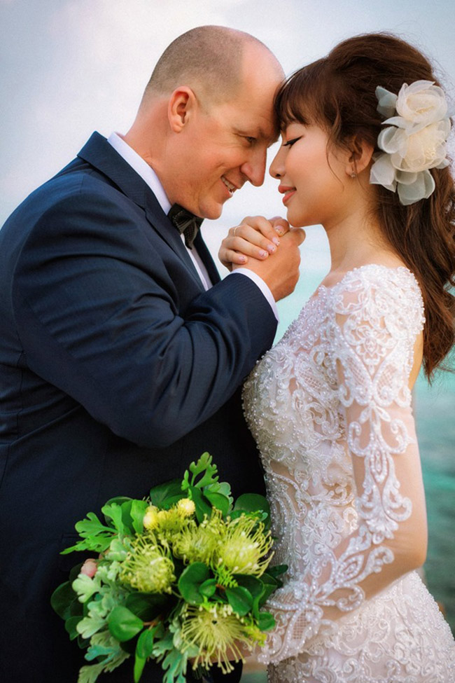 Chỉ gặp 2 lần, cô lễ tân khách sạn người Việt tán được luôn