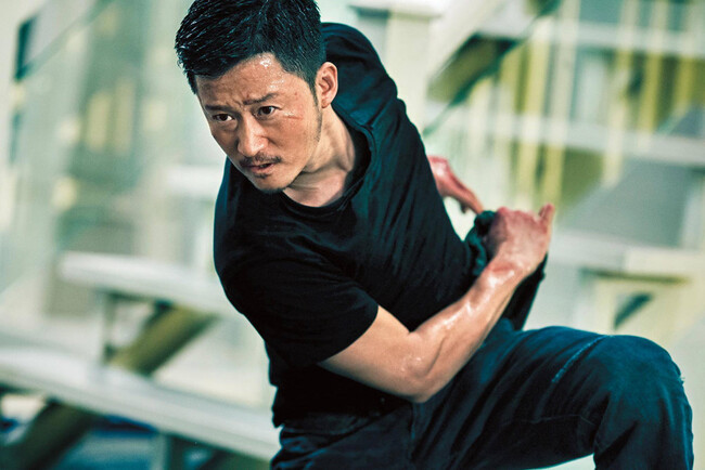 Ngô Kinh hiện đang là cái tên sáng giá nhất của dòng phim võ thuật Trung Quốc. Ngôi sao Chiến Lang 2 thậm chí còn được coi là “truyền nhân” của Lý Liên Kiệt.