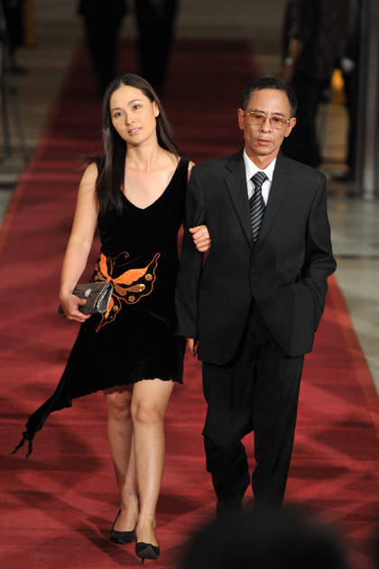 Bác sĩ Hoa Súng nổi đình nổi đám một thời ở Gặp nhau cuối tuần giờ ra sao? - 4