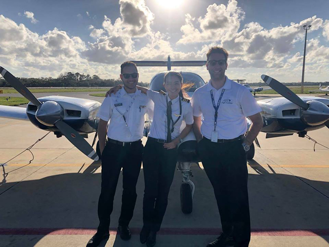 Tháng 1.2014, 25 tuổi, cô nghỉ việc, đi du lịch trải nghiệm. Trong một lần lang thang trên mạng, Diệu Thúy tình cờ thấy thông tin tuyển tiếp viên của hãng hàng không ở Dubai. Diệu Thúy nhanh chóng nộp hồ sơ và bất ngờ trúng tuyển.