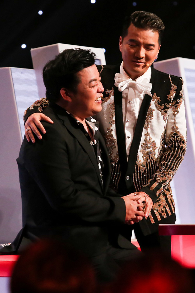 Cát-xê đi hát và làm giám khảo của giọng ca