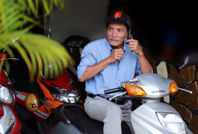 Giờ đây, Thương Tín gần như mất tất cả, những vai diễn đến với nam diễn viên cũng thưa thớt dần. Thương Tín phải thuê khách sạn giá rẻ mỗi khi lên Sài Gòn kiếm việc hoặc chờ quay phim mới.