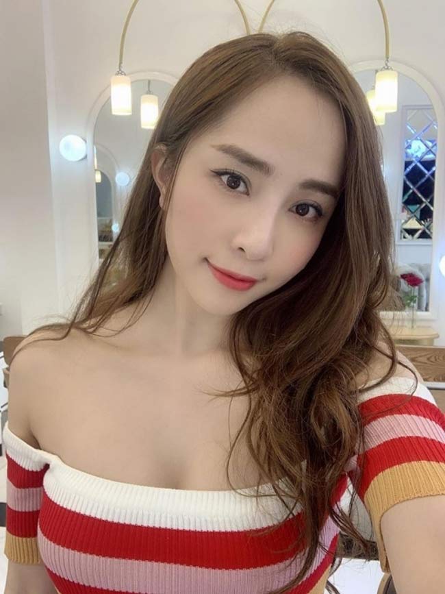 Nhưng đều phải khoe được điểm mạnh hình thể.