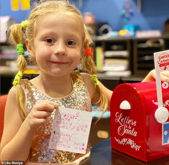 Anastasia Radzinskaya, sinh ra ở Nga, chỉ mới 5 tuổi, nhưng cô bé đã có một kênh Youtube có thể mang về số tiền