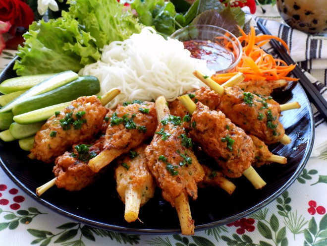 Cuối tuần vào bếp trổ tài làm chạo tôm ngon xuất sắc, ai ăn cũng mê tít - 7