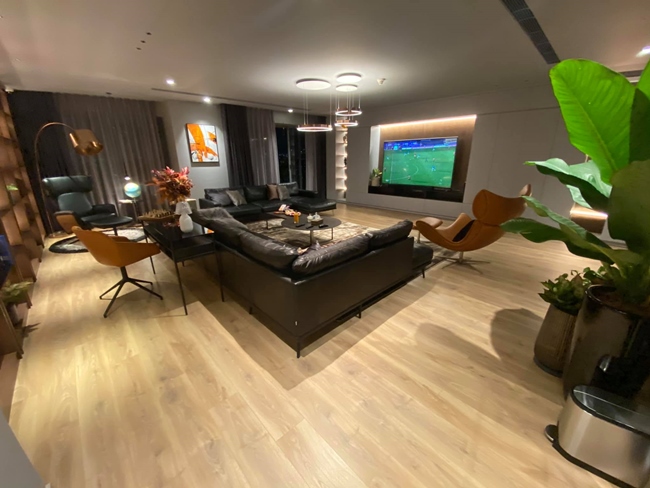 Toàn bộ nội thất của ngôi nhà này đều là đồ nhập khẩu, được đặt trước nửa năm.