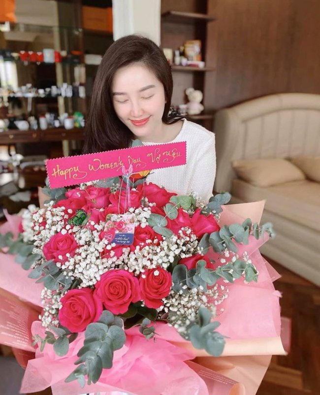 Căn biệt thự của doanh nhân Phan Lĩnh trước đó đã được tu sửa lại cho phù hợp với không gian sống vợ chồng, trước khi đón Bảo Thy về làm vợ.