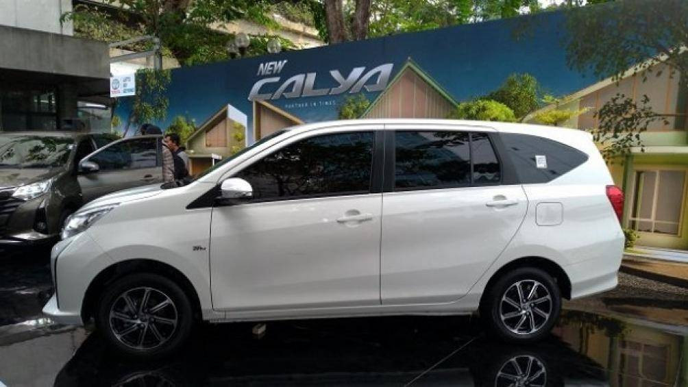 Xe 7 chỗ cỡ nhỏ của Toyota giá chỉ 227 triệu đồng tại Indonesia