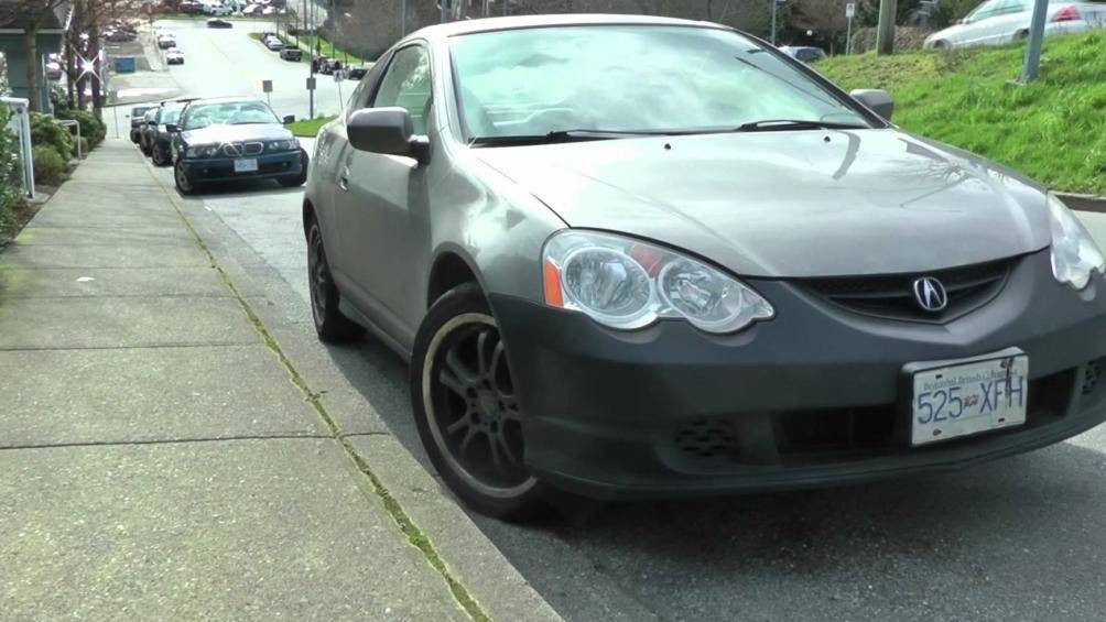 Kỹ năng đỗ xe an toàn trên đường dốc