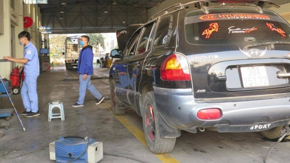 Loại ô tô nào đang bị áp tiêu chuẩn khí thải mức đặc biệt?