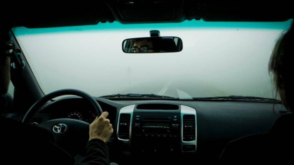 Lái xe gặp phải sương mù cần chú ý điều gì?