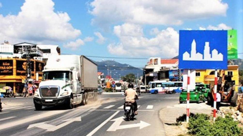 Quy chuẩn mới, tài xế cần lưu ý gì tránh bị phạt oan vì biển khu dân cư?