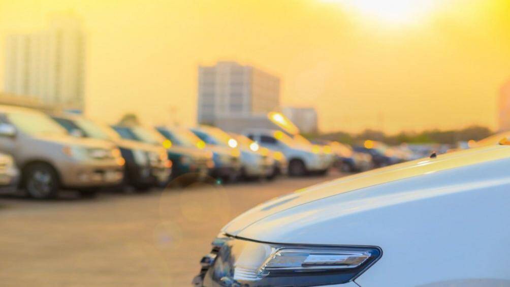 Những bộ phận trên ô tô hay gặp trục trặc vào mùa hè