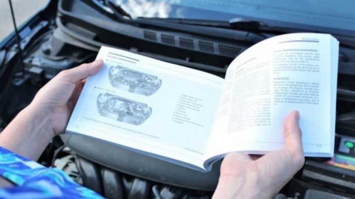 Vì sao rất ít người đọc sách hướng dẫn sử dụng ô tô trước lần đầu lái xe? 1