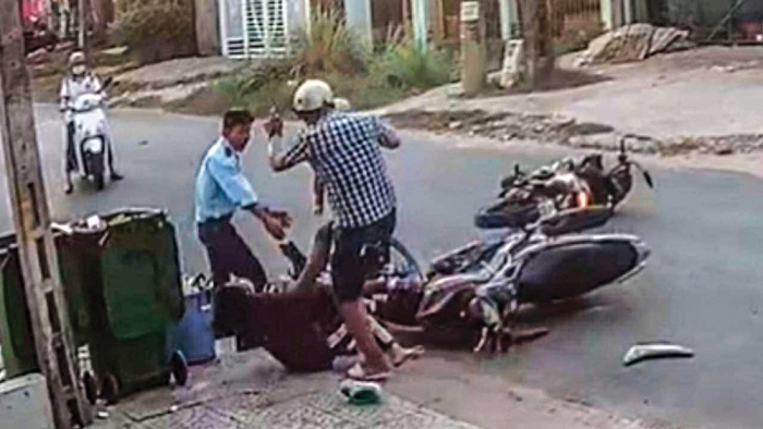 ngăn thói côn đồ sau va chạm giao thông