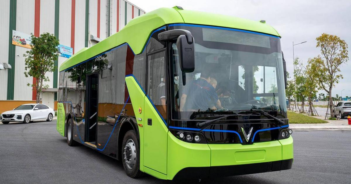 Việt Nam ở đâu trong cuộc đua điện hóa ô tô toàn cầu?