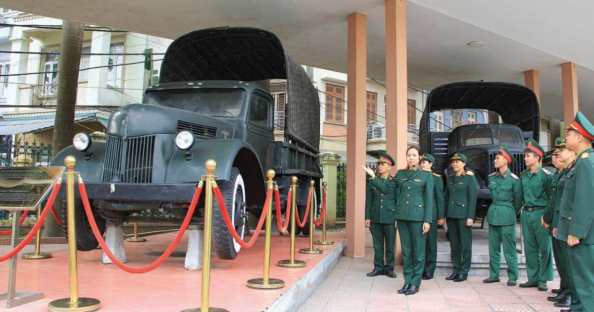 Chuyện chưa kể về chiếc ô tô bảo vật quốc gia “Made in Việt Nam”
